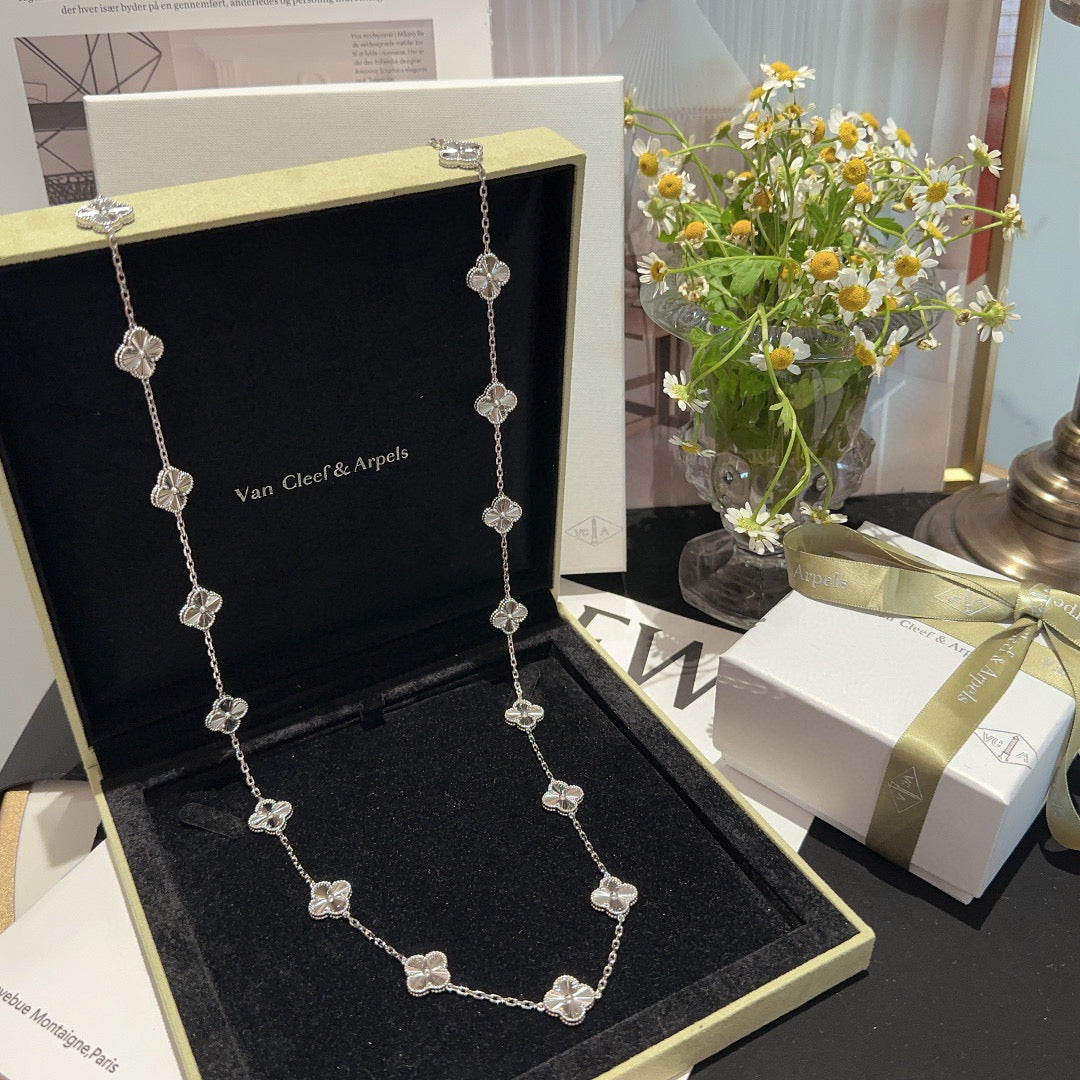 Vintage/Magic Alhambra Guilloche white gold Collection: Bracelet, Pendant, Earrings and 20 Motifs Long Necklace
