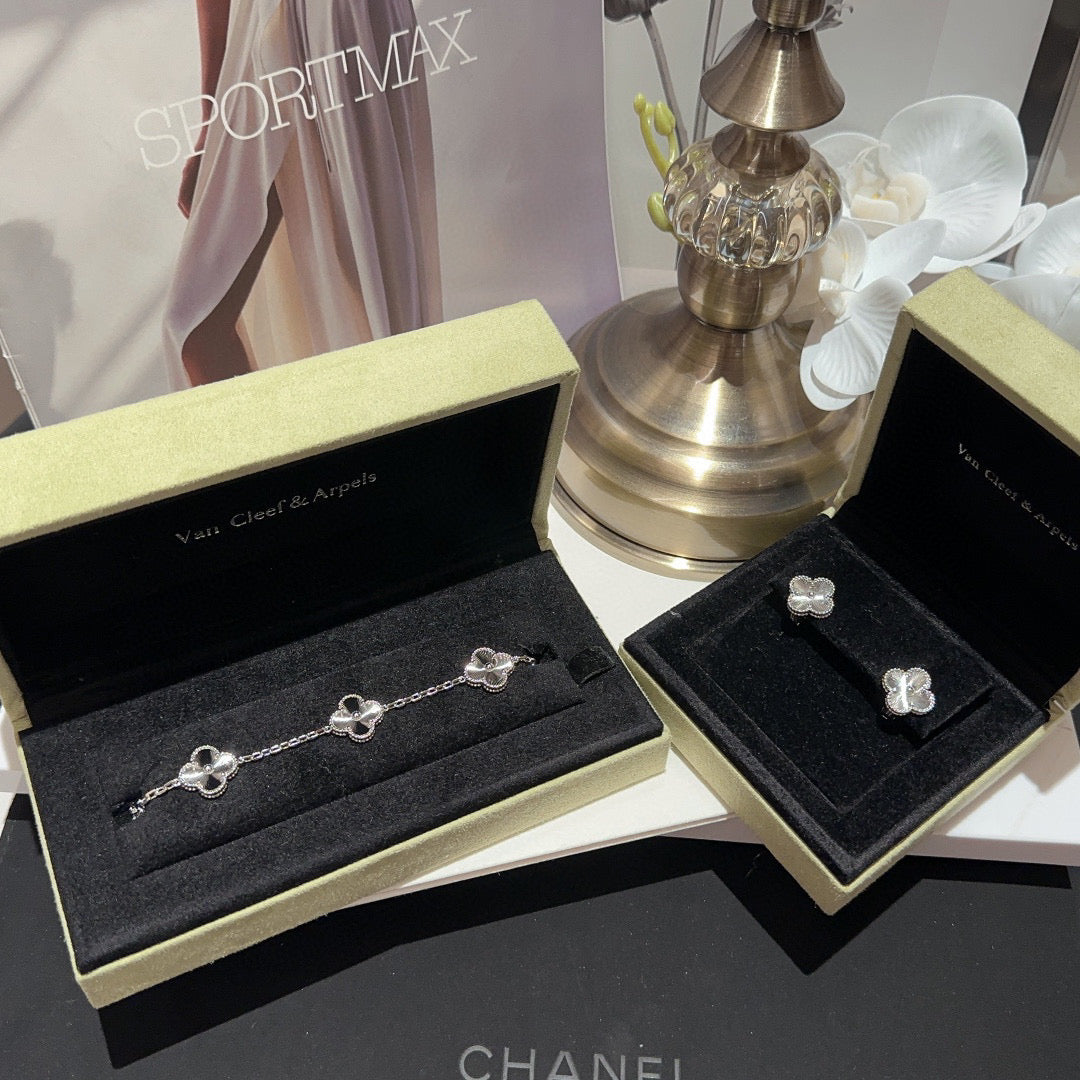 Vintage/Magic Alhambra Guilloche white gold Collection: Bracelet, Pendant, Earrings and 20 Motifs Long Necklace