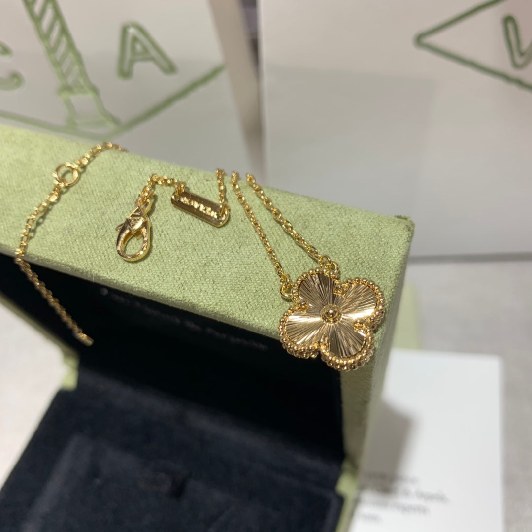Vintage Alhambra Pendant Guilloché Necklace