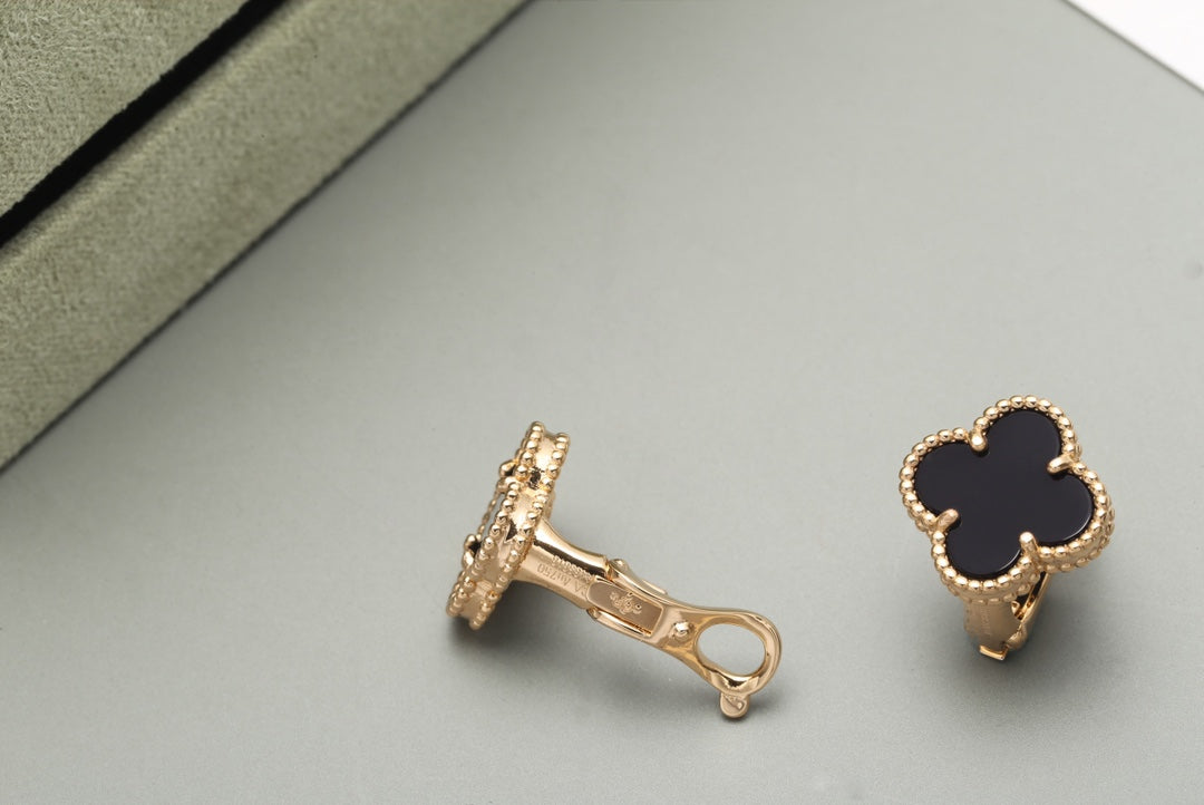 Mini, Vintage, Sweet or Magic Alhambra earrings Black Onyx