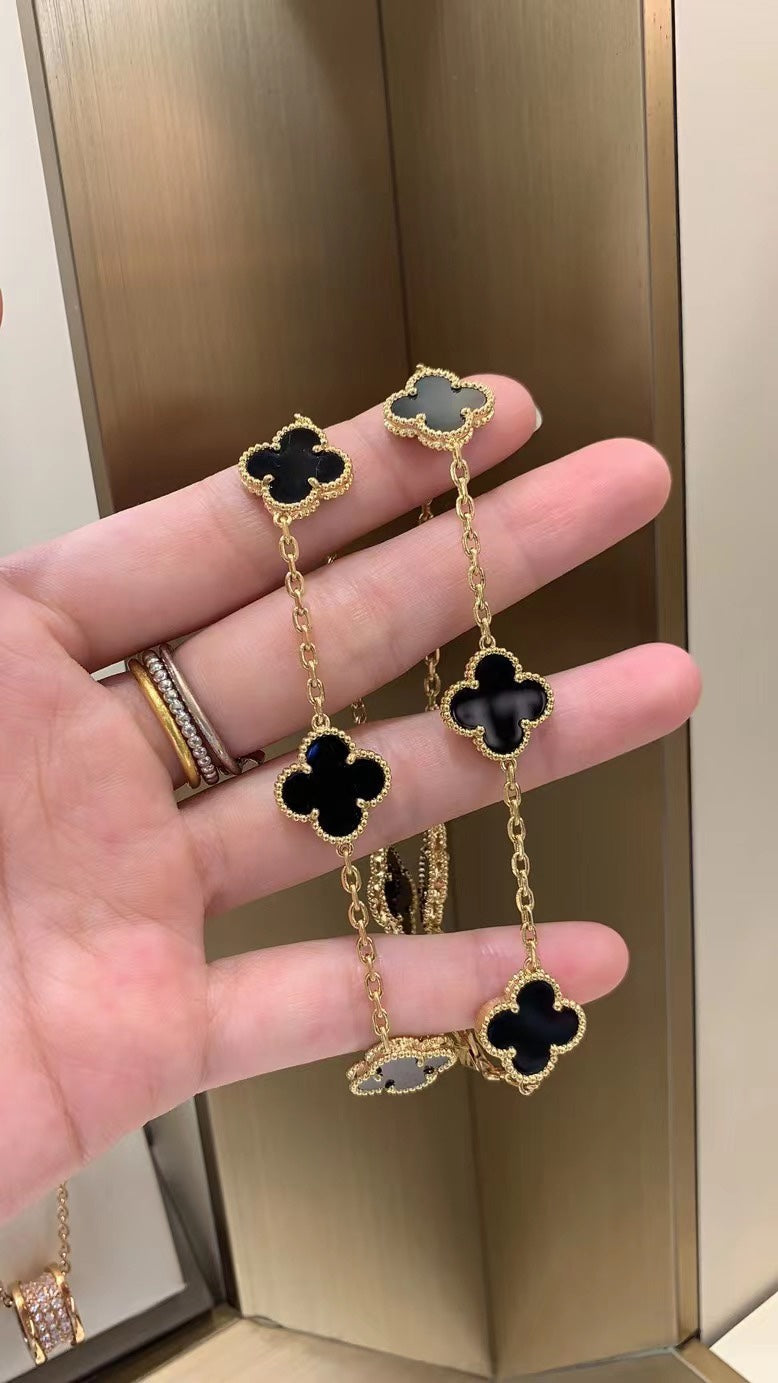 Vintage Alhambra necklace 10 motifs