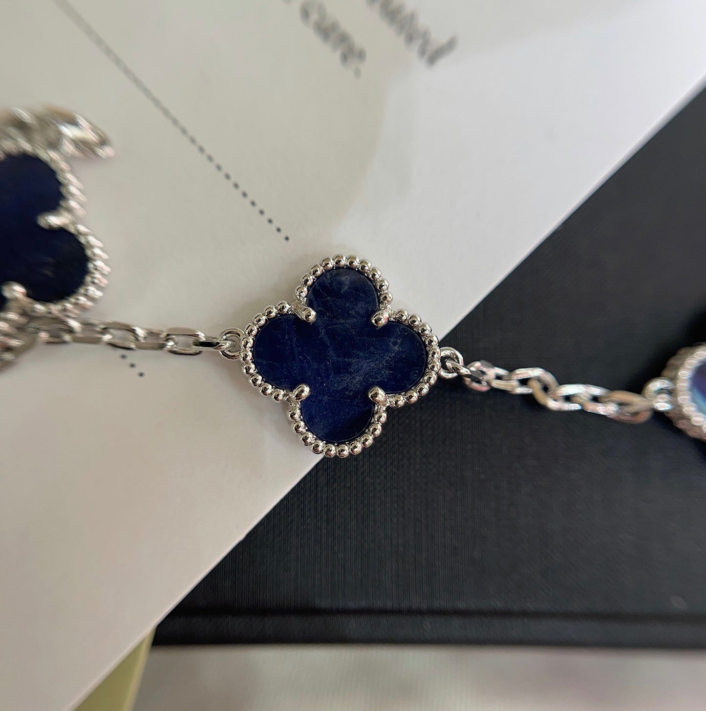 Pietersite Vintage Alhambra 5 Motifs Bracelet