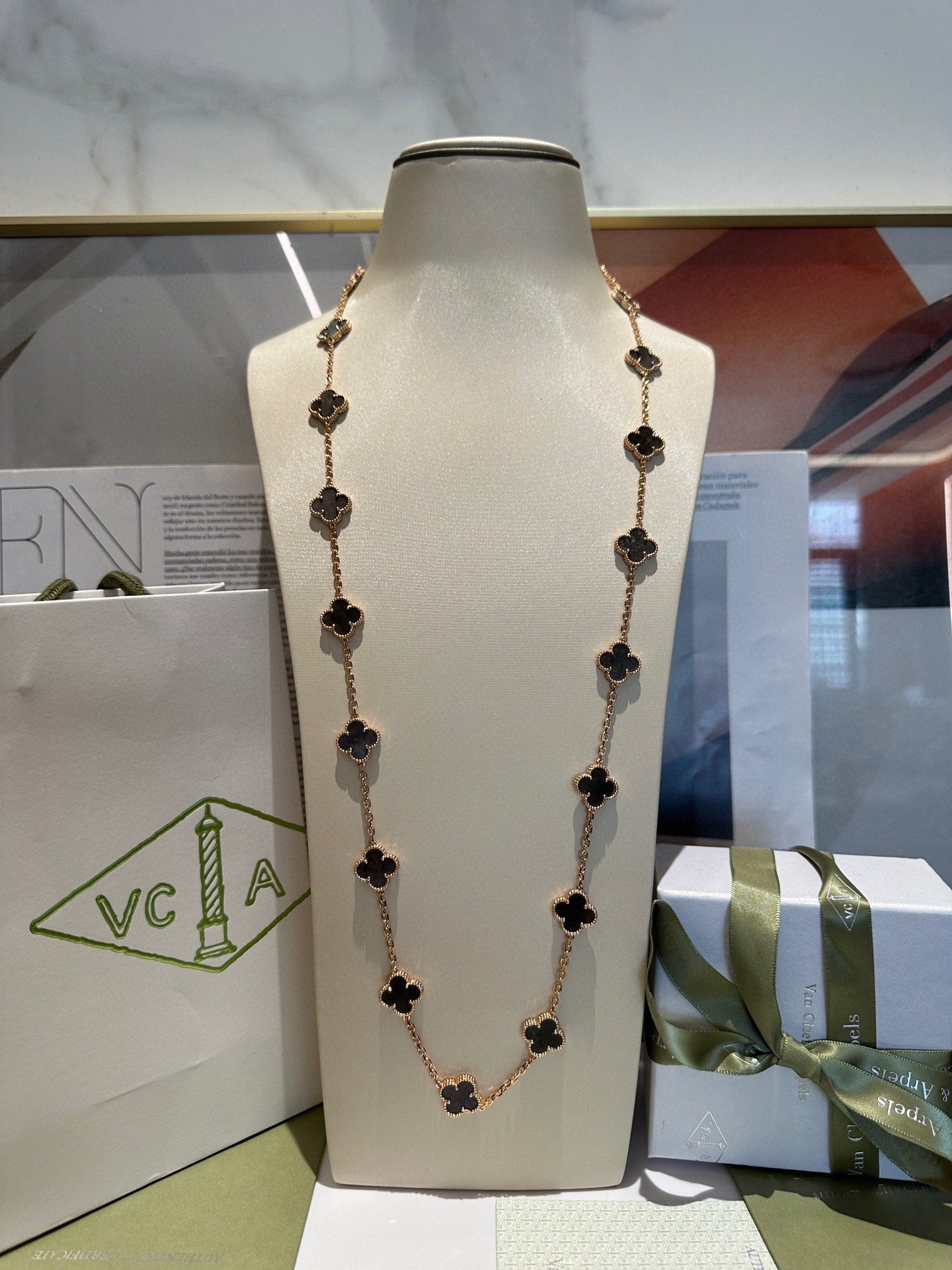 SILVER OBSIDIAN Vintage Alhambra 20 motifs long necklace rose gold