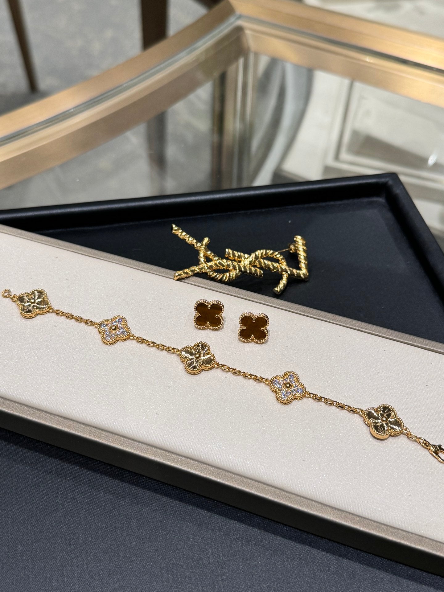 Vintage Alhambra Bracelet 5 Motifs Guilloché and Diamonds